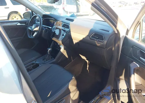 2022 Volkswagen Tiguan 2.0T Se из США, поврежденный, VIN 3VV3B7AX2NM134378